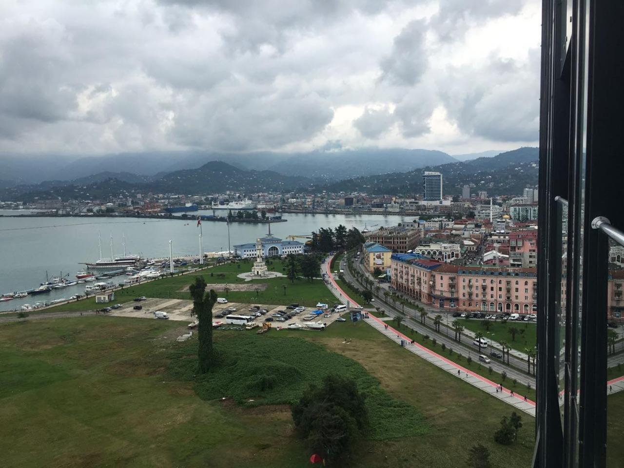 Premium Apartment In Porta Batumi Tower Exterior photo