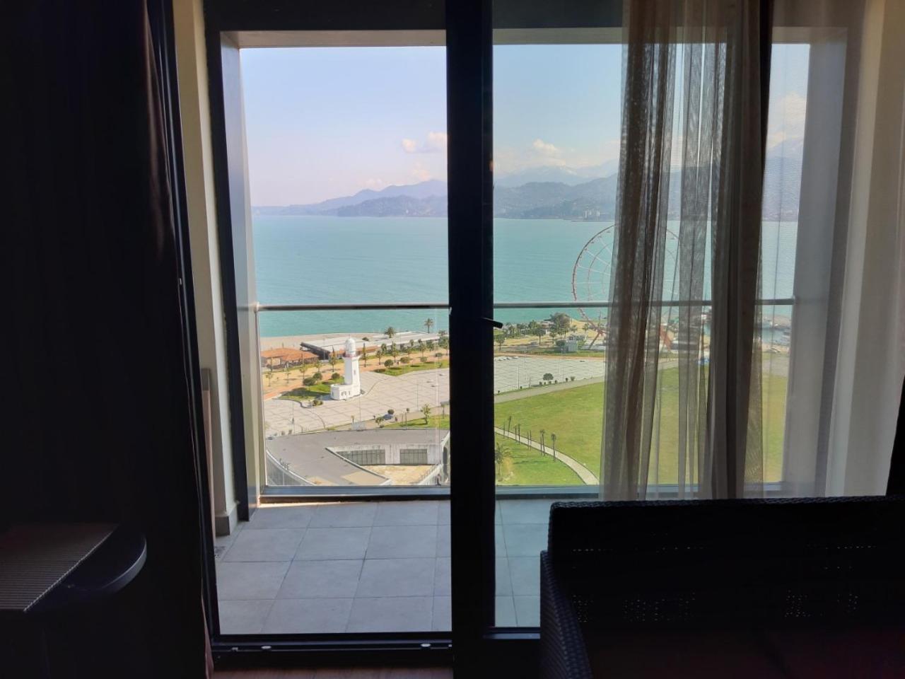 Premium Apartment In Porta Batumi Tower Exterior photo